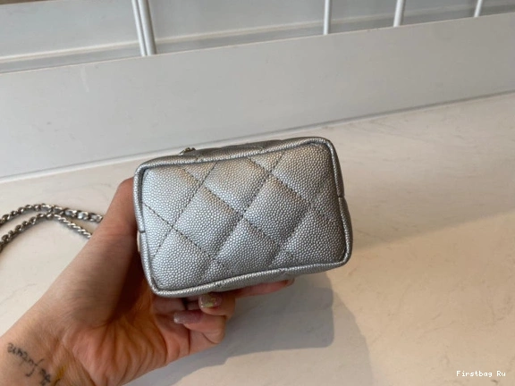 First Bag Ru WITH CHANEL CHAIN VANITY SMALL 0822